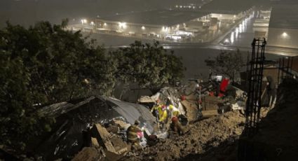 Dos menores muertos por deslave de cerro sobre vivienda en Baja California