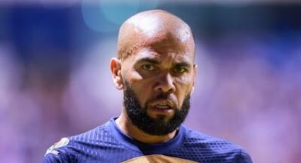 Pumas rescinde contrato de Daniel Alves tras ingresar a prisión; es acusado de violación en España