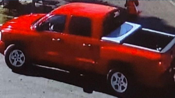 Le gusta lo bueno y se roba Iphone; lo buscan y dan recompensa por información del sujeto