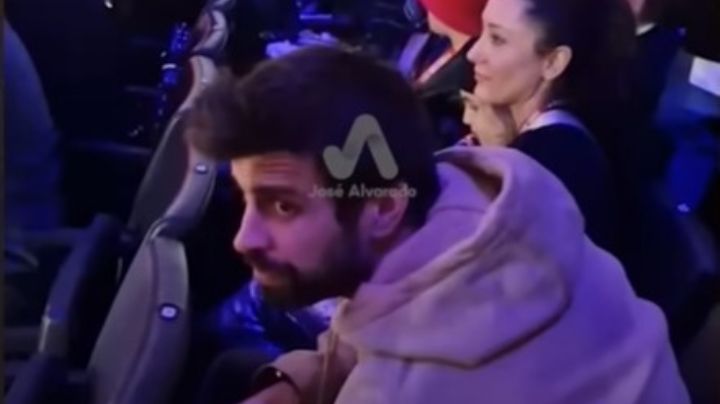 Le cantan a Piqué canción de Shakira con Bizarrap en partido de basquetbol en Arena de París