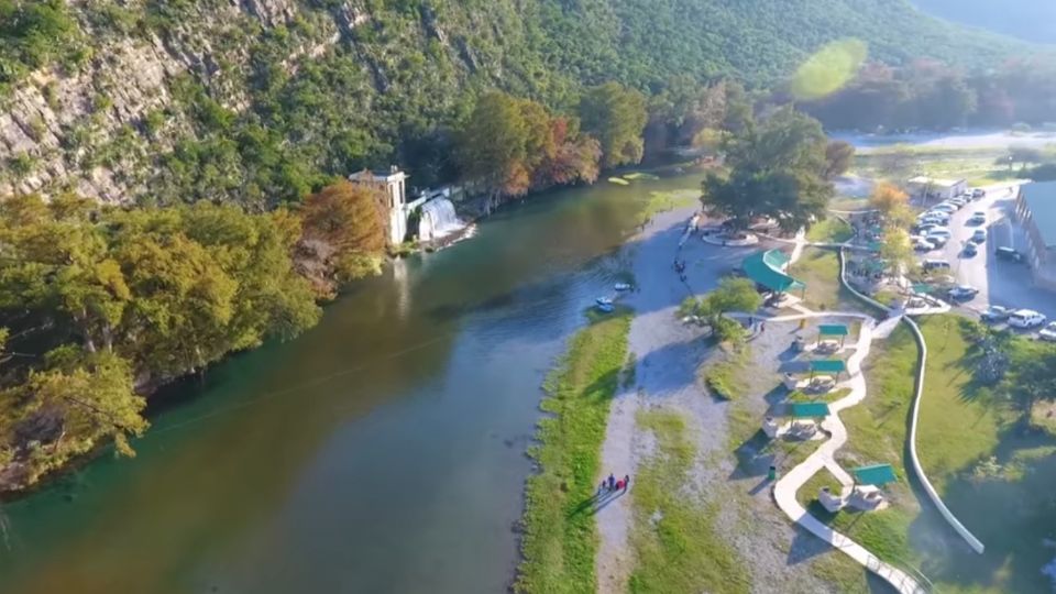 Sabinas Hidalgo, Nuevo León, no es un pueblo mágico, pero enamora con su encanto.