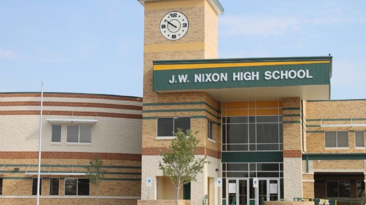 Detienen a joven que hizo amenazas en preparatoria Nixon de Laredo