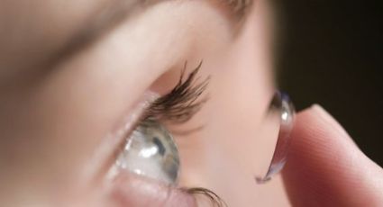 Joven se quedó ciega de un ojo por usar lentes de contacto