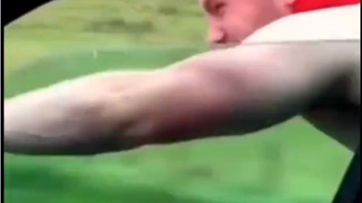 Hombre se cree super héroe, lo arresta la policía | VIDEO