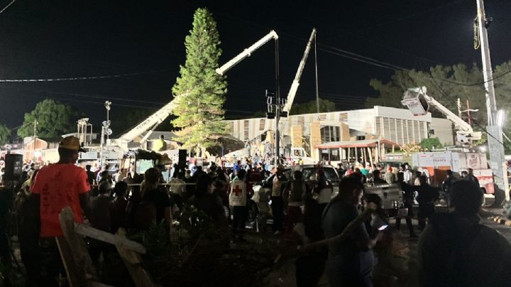 Van nueve muertos por derrumbe de iglesia; cae la noche y aún hay 70 personas bajo los escombros