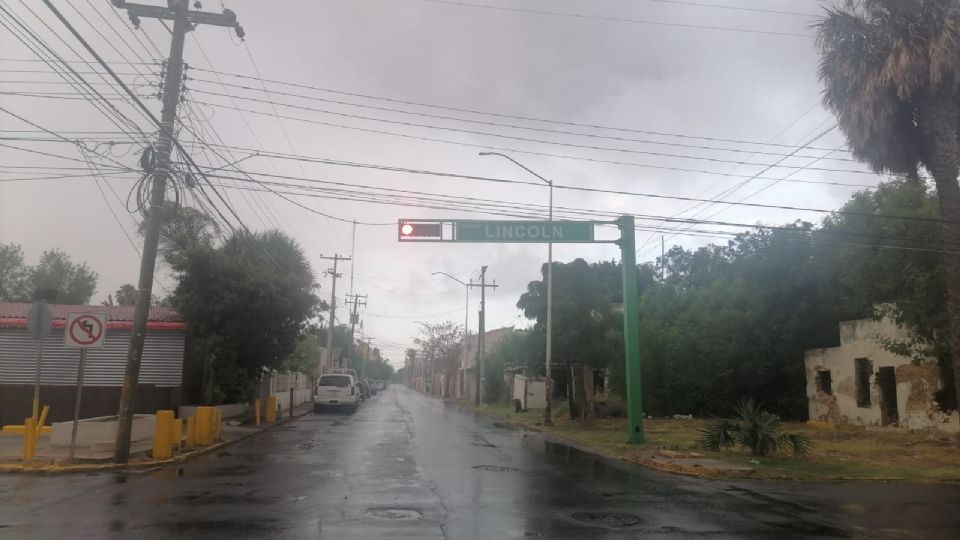 Sorprendió la lluvia esta mañana en la colonia Juárez.