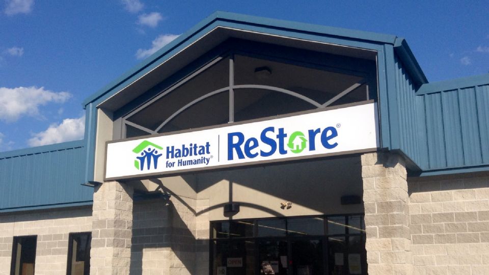 En las tiendas ReStore puedes ahorrar en compras para el hogar