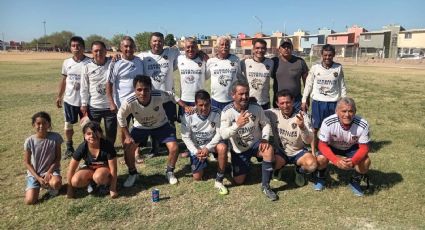 Van invictos Lobos Negros con 17 triunfos al hilo en la Independiente Colosso Veteranos Dominical