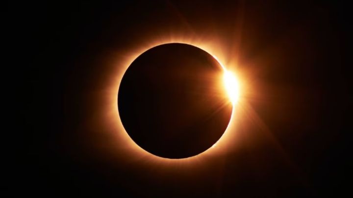 Así se vio el gran eclipse solar de México en 1991; se oscureció todo | VIDEOS