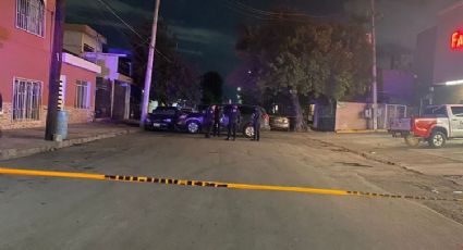 Balacean a 2 hombres afuera de farmacia; están graves en el hospital