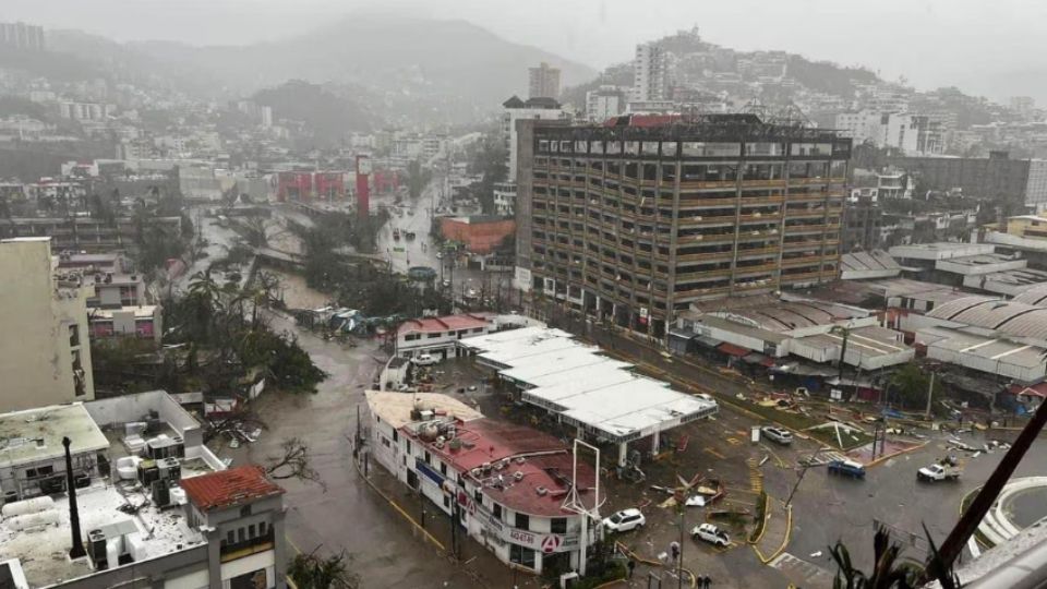 Actualmente hay 30 brigadas de elementos de emergencia federal y estatal quienes se encuentran en la búsqueda de desaparecidos