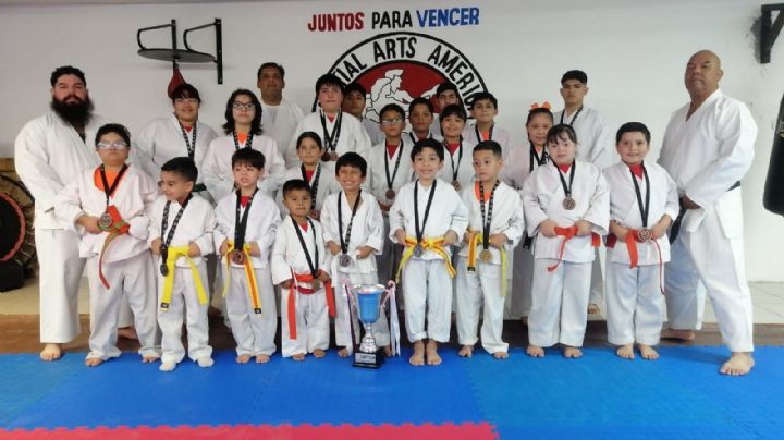 Logran 33 medallas para Nuevo Laredo y obtienen la copa en Torneo Anual de Karate