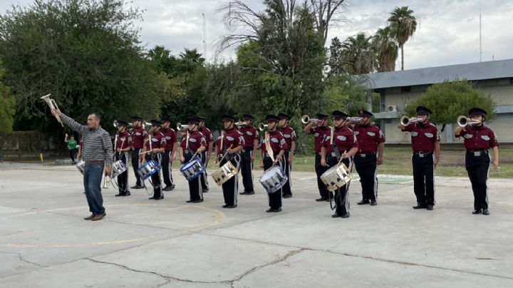 Realizan certamen de bandas de guerra por aniversario del Tec Nuevo Laredo