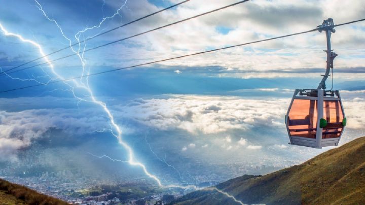 ¡Espeluznante! Menor viajaba en un teleférico cuando un rayo lo electrocuta