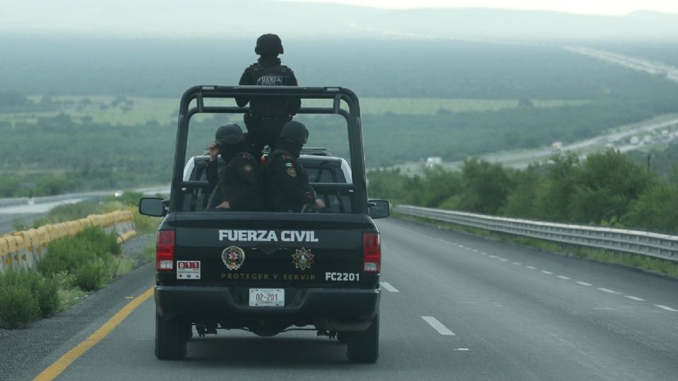 El cuerpo fue encontrado en la autopista Nuevo Laredo-Monterrey