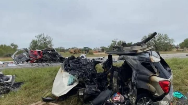Trágica persecusión: 8 personas mueren en terrible choque en carretera de Texas