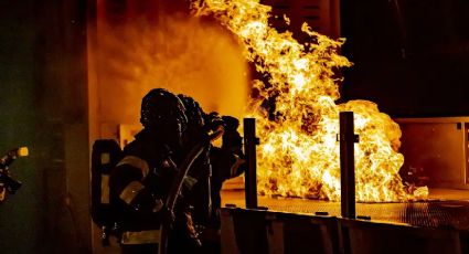 Mueren tres personas tras incendio de un hospital | VIDEO