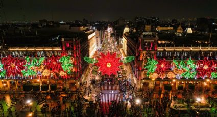 Encienden alumbrado navideño en el Zócalo de la CDMX; así se ve | FOTOS