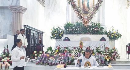 Honran a la Virgen de Guadalupe con alma y corazón