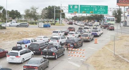 Paisanos saturan puentes internacionales; tome precauciones si va a cruzar