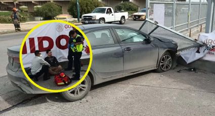 Nuevo Laredo: mujer invade carril y provoca que auto se impacte con barda | VIDEO