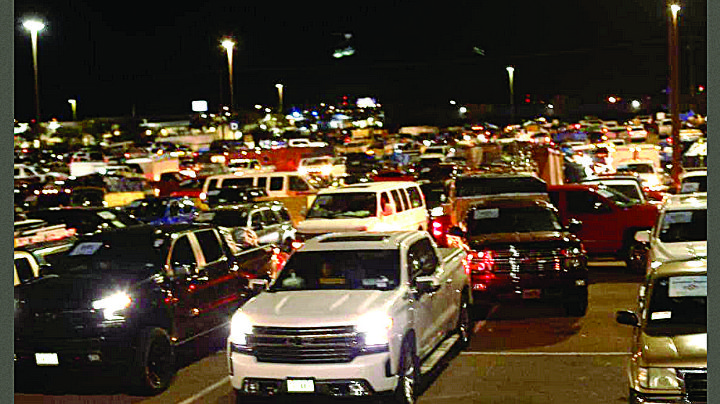 Megacaravana de paisanos por Nuevo Laredo