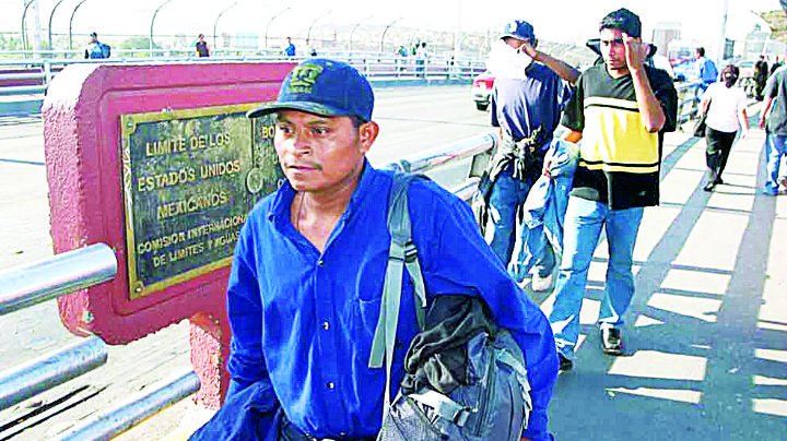 Desafían policías de Texas ley Abbott