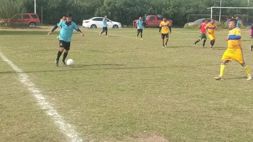 Los jugadores de Mimi Jrs impusieron el ritmo en la cancha