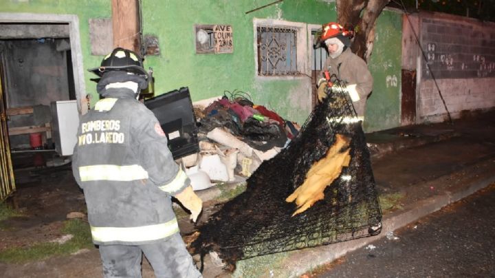 Corto circuito le carboniza colchones a familia de la Colonia Mirador; vecinos evitan tragedia