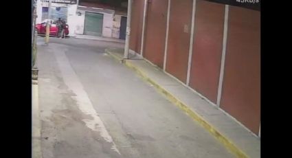 Matan a sangre fría a joven para robarle su auto | IMÁGENES FUERTES