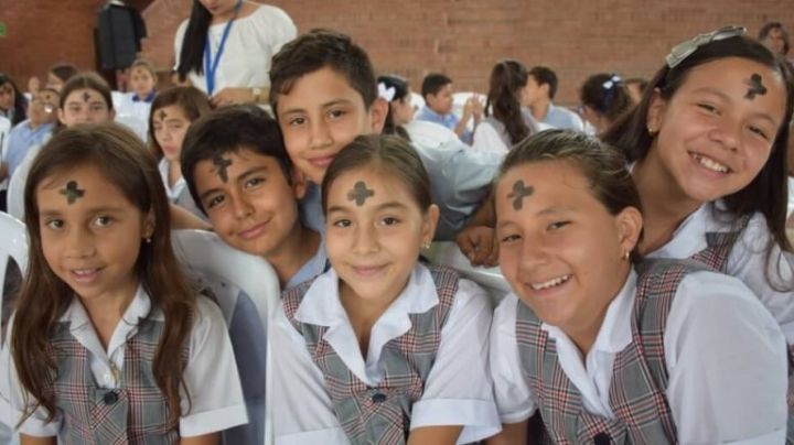 Miércoles de Ceniza: ¿escuelas podrán dar misa en sus instalaciones?