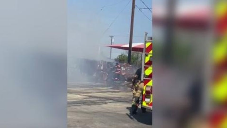 Elementos de bomberos actuaron de inmediato.