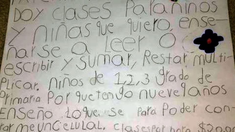 Niño ofrece sus servicios pedagógicos