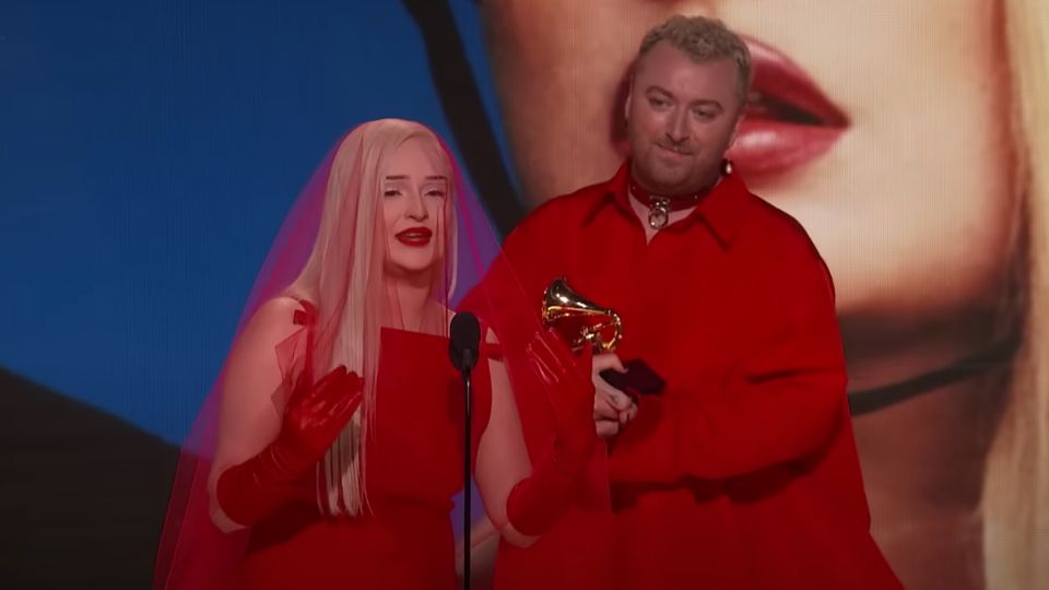 Kim Petras hizo historia al ser la primera cantante trans en obtener un Grammy