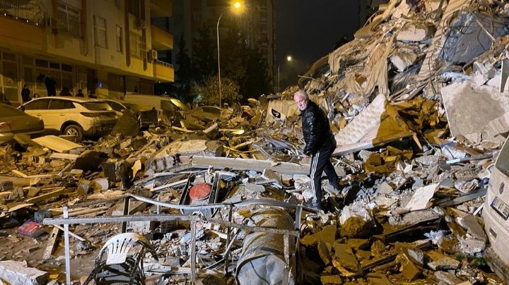 Terremoto en Turquía: ya son 11 mil muertos y siguen buscando vida