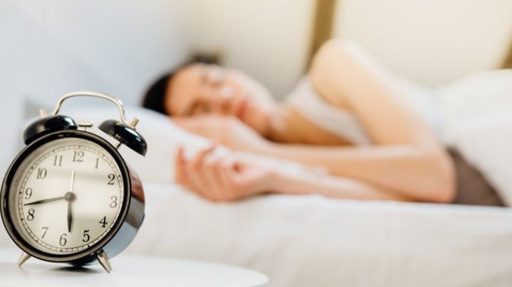 ¿Qué es sueño REM y por qué te ayuda a descansar mejor en menos horas?