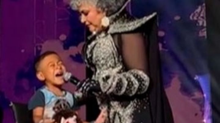 'Chucho' canta en el Auditorio Nacional con Amanda Miguel: 'de piedra' | VIDEO