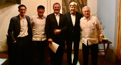 Reciben a John Kerry en México; anuncia reunión de trabajo con AMLO