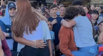 HotSpanish reta a tres parejas de jóvenes a intercambiarse y besarse a cambio de dinero | VIDEO