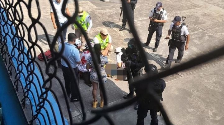 Hacen bullying a niño y se arroja de segundo piso de su escuela