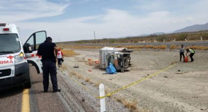 Muere menor de 3 años en volcadura de camión sobre carretera Torreón-Saltillo