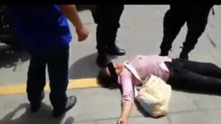 Lady Tlacuache: Ladrona finge desmayo para que policías no la detengan | VIDEO