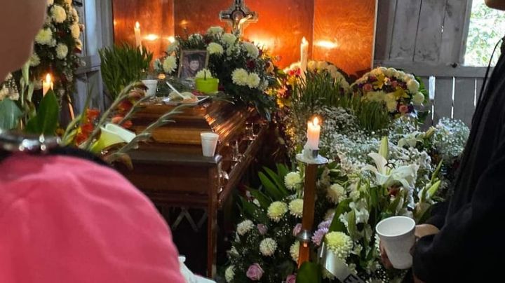 Voladora de Papantla fue despedida entre lágrimas, danza y rituales en Huauchinango | VIDEO