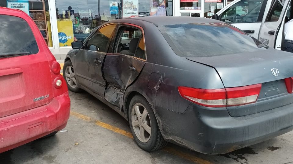 El Honda causó el accidente.