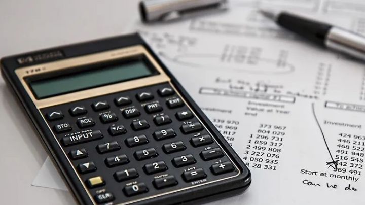 Si un familiar fallece ¿qué pasa si tenía deudas en el SAT?