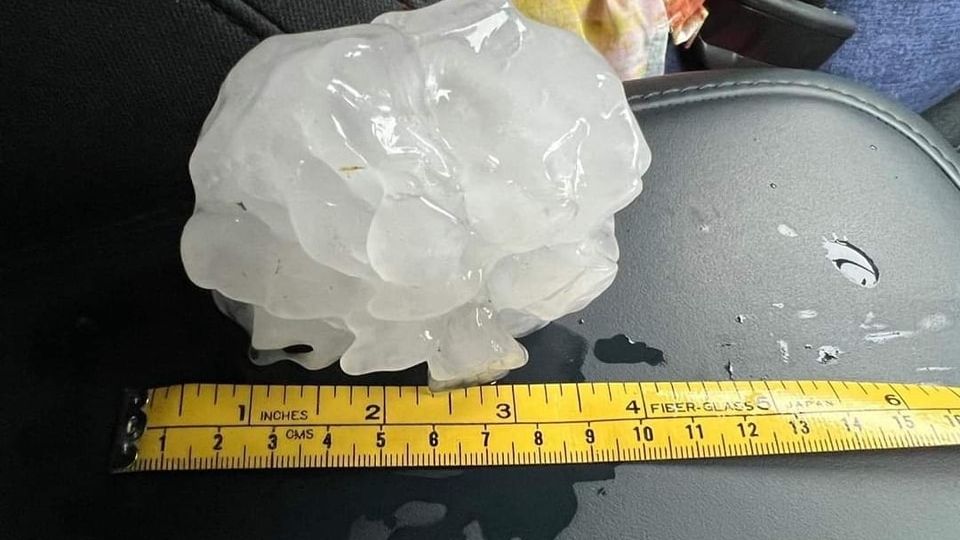 En días recientes cayó granizo gigante en Waco