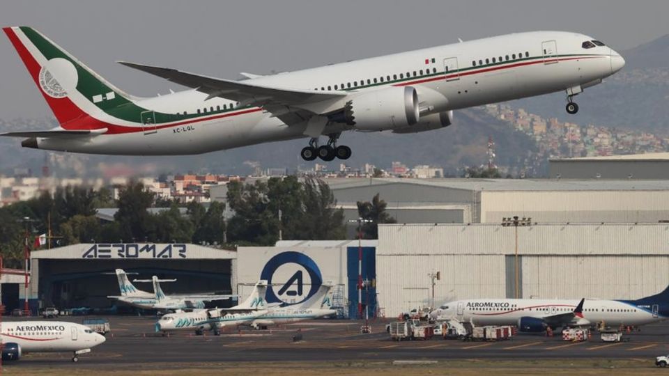 Despegó el avión presidencial