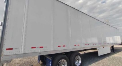 Muere hombre prensado entre dos cajas tráiler en empresa de Laredo