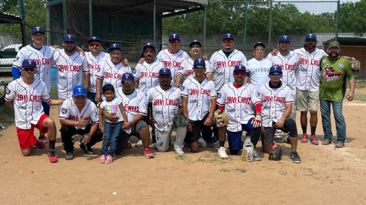 Triunfa Deportivo Javier Cruz en playoffs de liga Fronteriza Dominical de Softbol