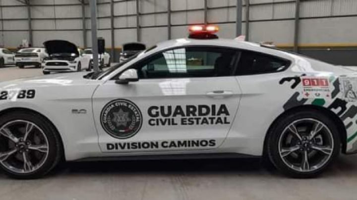 Estrenan en SLP patrullas en autos Mustang y Camaro
